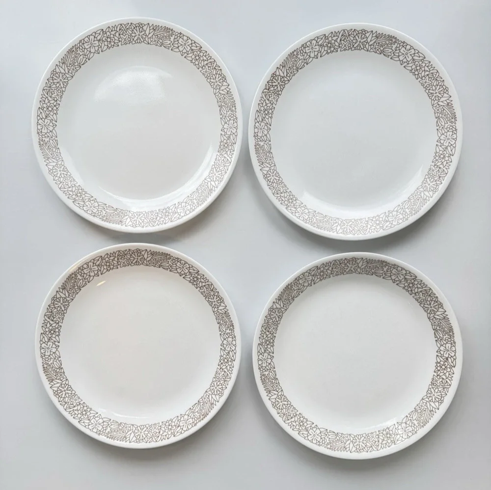 Set of 4 Corelle WOODLAND BROWN Pattern Dinner Plates 10